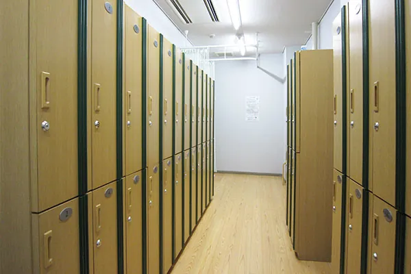シャワールーム・ロッカー