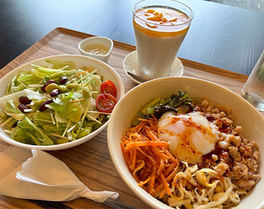 昼食